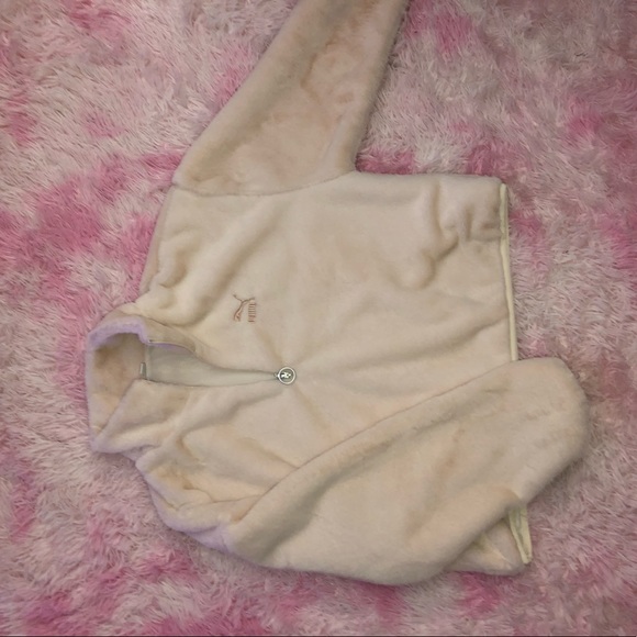 Furry PUMA sweater - Picture 1 of 5